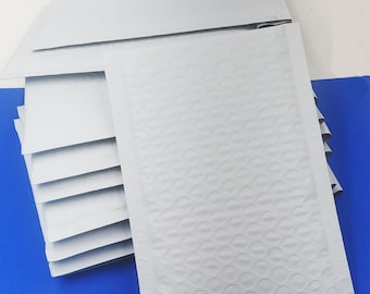 25 Bubble Mailers, #000, Waterproof Padded Envelopes For Small Business Packaging