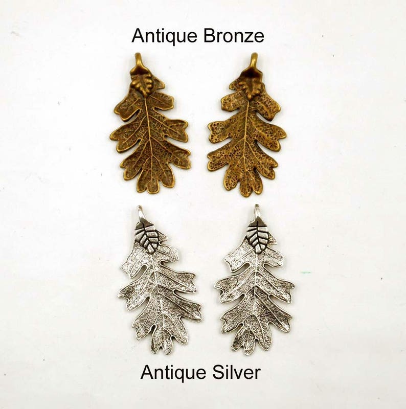 2 Pendentifs/breloques feuille de chêne en bronze antique ou argent antique 22A-3 image 1