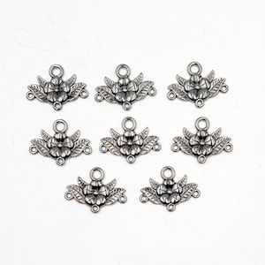 8 Gunmetal Flower Connectors - 20-C-15