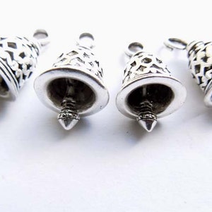 4 Antique Silver Bell Charms 20-A-27 画像 4