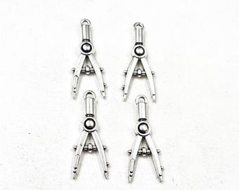 4 Antique Silver Compass Charms - 21-29-7