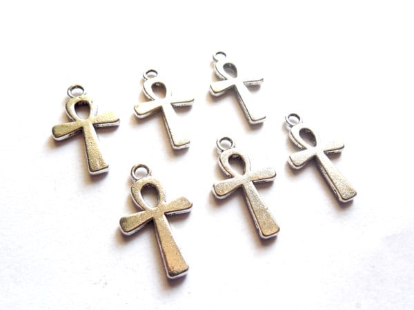 10 antieke zilveren Ankh-bedels - 13-21