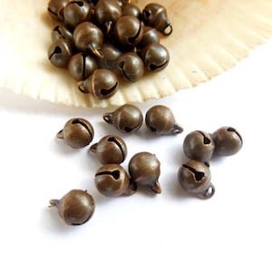 25 Antique Bronze Bell Charms - 20-5-4