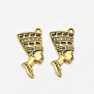 2 Antique Gold Nefertiti Pendant/Charms - 39-75