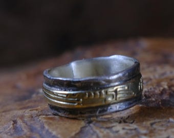 Bague texturée artisanale en or jaune et argent sterling de taille US 6,75