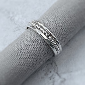Sterling Silver Stacking Ring Set | 3 x 1.5mm Sterling Silver Rings | Smooth, Beaded & Hammered | Minimalist Rings | Handmade Gift for Her |