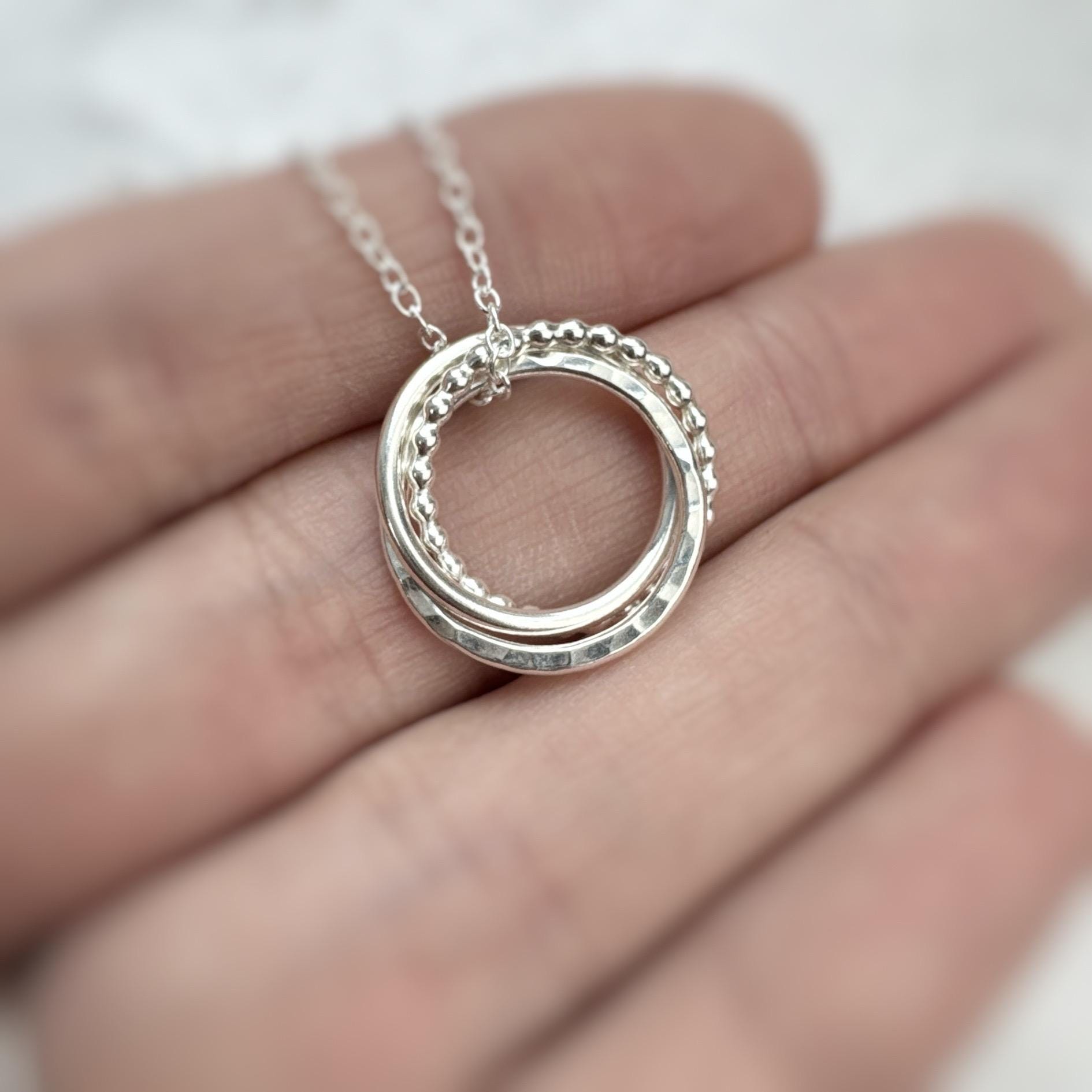 スターリングシルバーの30歳の誕生日ネックレス | 3つの10年を表す3