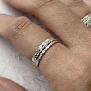 Sterling Silver Stacking Ring Set | 3 x 1.5mm Sterling Silver Rings | Smooth, Hammered & Linear | Minimalist Rings | Handmade Gift for Her |