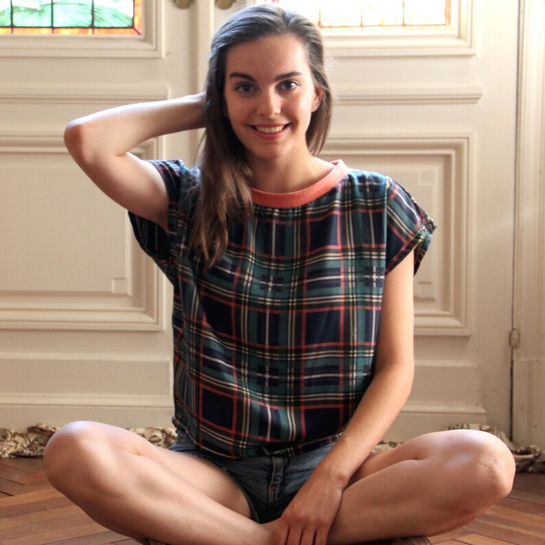 blue and green plaid printed cropped top