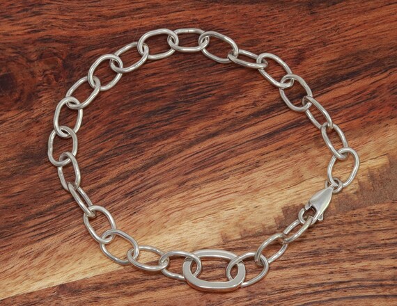 Silver oval sales link bracelet