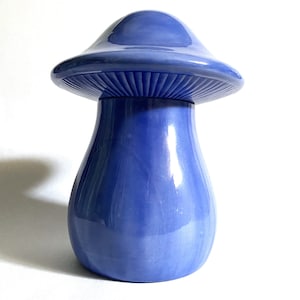 6-1/2&quot; Vintage Handmade Periwinkle Ceramic Glaze 2 Piece Mushroom Figurine Sculpture Signed