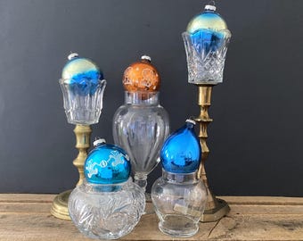 Décorations d'arbre de Noël en verre brite bleu brillant, grande taille, 2 1/2 po. de diamètre, au choix - Laiton et verre NON INCLUS