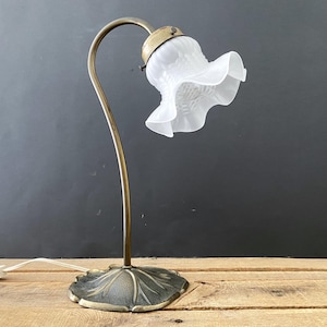 14&quot; Vintage Gold Gooseneck Lily Pad Desk Lamp with White Frosted Ruffled Glass Shade