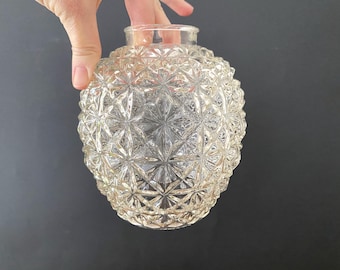 Abat-jour partiel en verre, ananas, cristal (?) diamant vintage de 5 1/2 po de hauteur