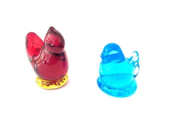 Paire de figurines d'art en verre Titan des années 1980 « Cardinal of Love & « Bluebird of Happiness » en verre soufflé à la main - Signées William L. Ward - Fabriquée aux États-Unis