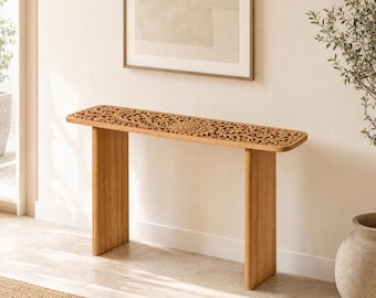 Smalle consoletafel, bloemmotief gesneden mangohout, rechte paneelvoet, haltafel, naturel of witgelakt