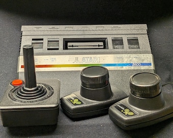 ATARI2600 アタリ 6点セット　ソフトセット6点 Vintage Atari 2600 Bundle With 6 Games and 2 Joysticks - Etsy