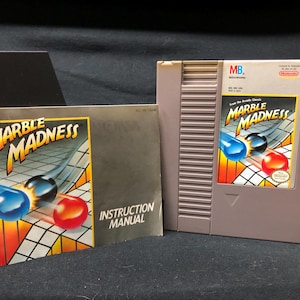 Nintendo Entertainment System NES Game Cart MARBLE MADNESS with manual & dust cover