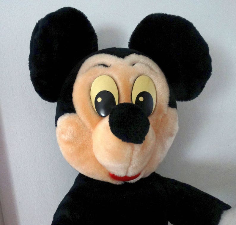 Vintage 21" DisneyLand, Walt Disney World copyright Mickey Mouse plush doll image 1