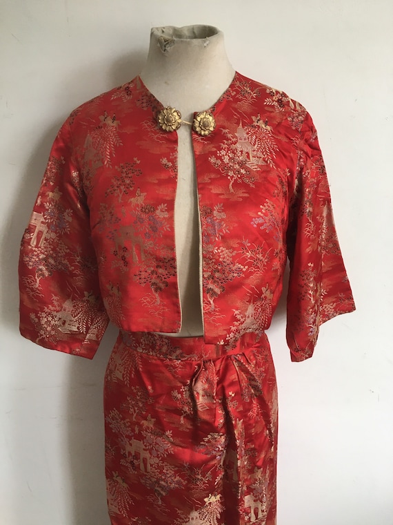 Stunning vintage red Chinese Silk embroidered for… - image 1