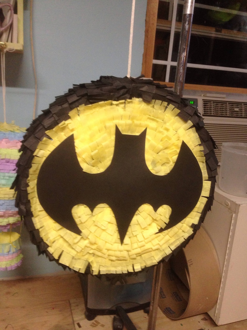 Batman pinata