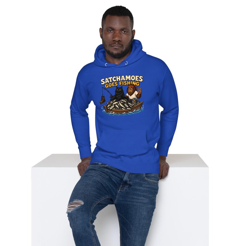 Funny Fishing Hoodie Men Women, Sasquatch Fisherman Gift Sweatshirt, Lake Life Boat Hoodie Black Cat, Satchamoes Goes Fishing Bild 3