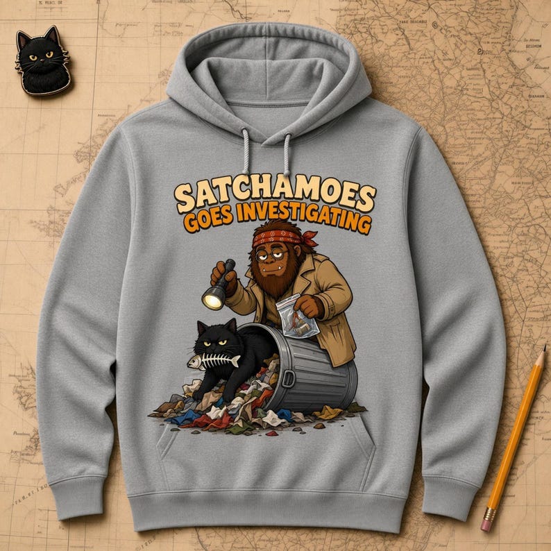 Rolig detektivluvtröja för män och kvinnor, utredande Sasquatch-soptunna, true crime mystery luvtröja för katt, Satchamoes går och undersöker bild 1