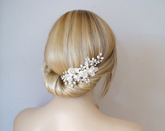 Bridal hair comb. Vine flower pearl hair comb. Wedding decorative combs. Pearl hair comb. Bridal accessories.