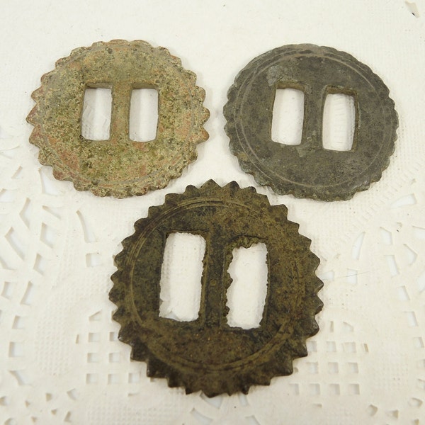 Antique Brass Button, Huge buttons, Ancient Brass Plate, Big Connector, Primitive Escutcheon - set of 3 - b130