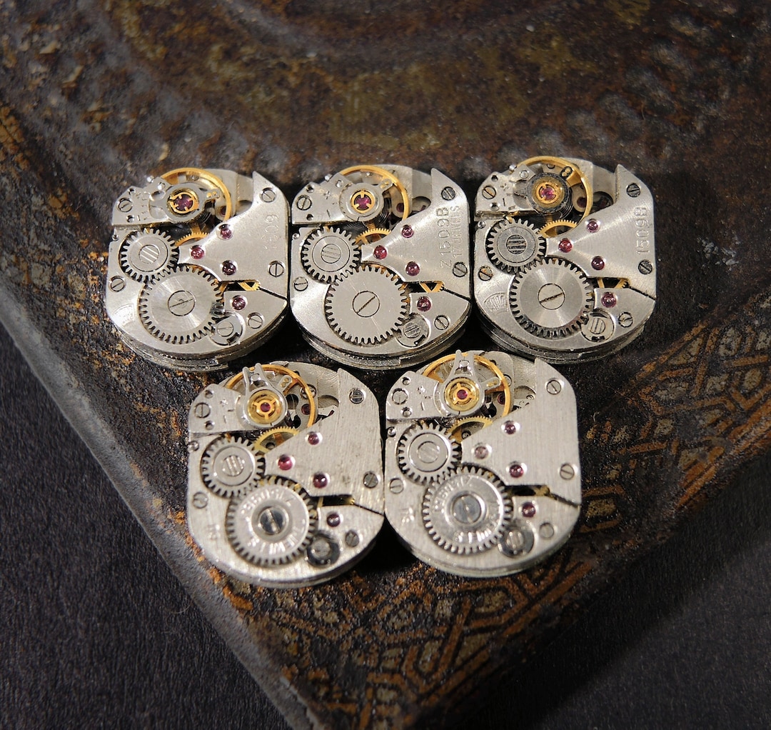 small-watch-movements-soviet-rectangular-watch-movements-tiny-mechanism