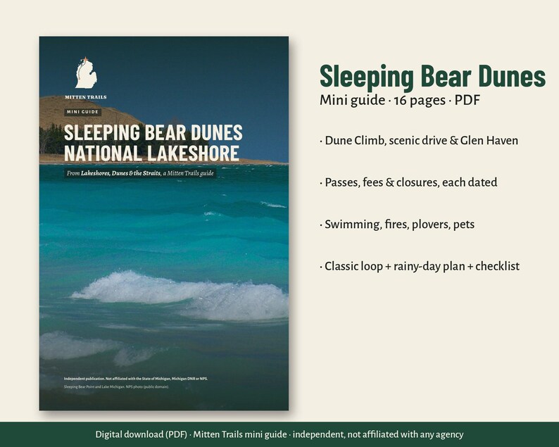 Op de afbeelding: Een 16-pagina tellende PDF-minigids getiteld Sleeping Bear Dunes National Lakeshore van Mitten Trails. De omslag toont een foto van turquoise water en zandduinen. De tekst somt de inhoud op, waaronder duinbeklimmingen en checklists.