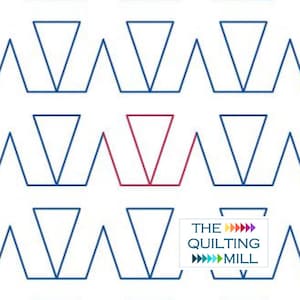 Puede incluir: Un patrón de acolchado con un diseño repetitivo de triángulos azules. El triángulo central es rojo.
