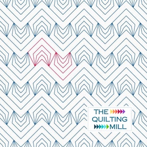 Pode incluir: Um fundo branco com um padrão repetitivo de formas geométricas azuis. Uma linha vermelha forma um padrão em ziguezague no centro da imagem. O texto "THE QUILTING MILL" está no canto inferior direito da imagem.