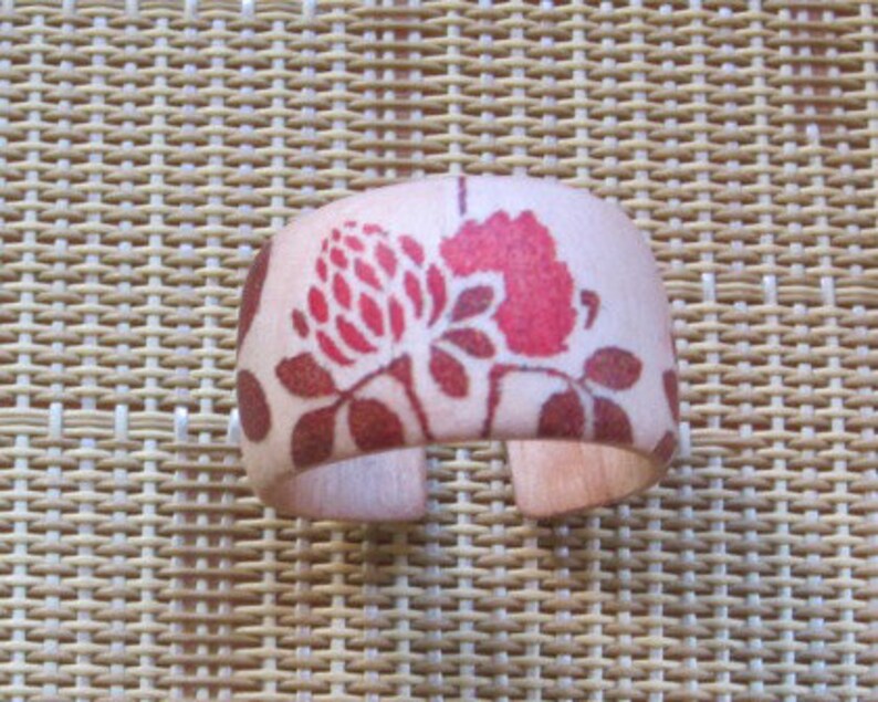 Clover Flower Adjustable Wood Ring image 2