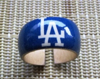 Los Angeles (Dodgers) -- wood finger ring