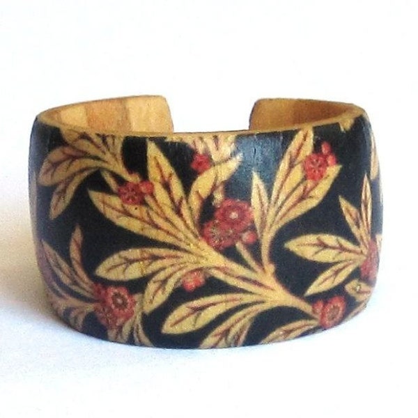 Flower Buds -- Adjustable Wood Ring