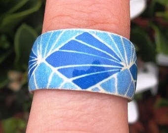 Sonia Delaunay (Blue Diamonds) - adjustable wood ring