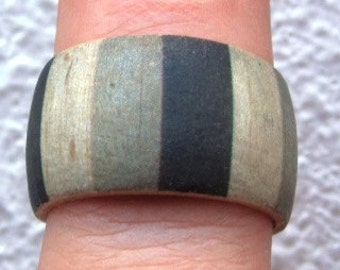 Brice Marden Green Stripes -- adjustable wood ring