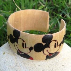 Patrón de ratón de Mickey Warholpulsera ajustable de madera imagen 4