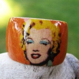 Shocking Orange Marilyn Monroe (Warhol) - adjustable wood ring