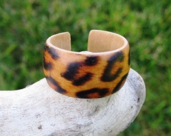 Leopard Fur -- Adjustable Wood Ring