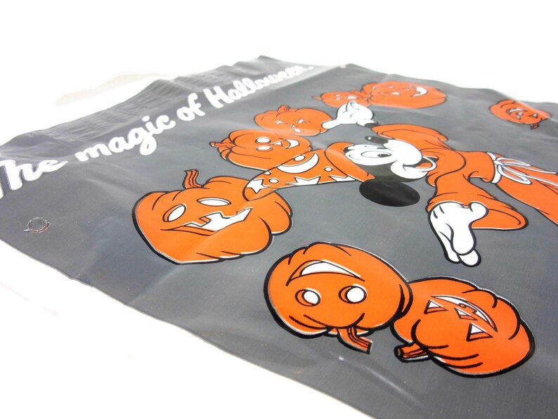 Vintage 1988 Unused Plastic Walt Disney Mickey Mouse Halloween Trick or Treat Candy Bag with Pumpkins M&M's Candies Collectible Disneyana image 10