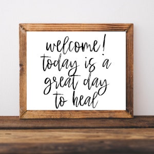 Chiropractor Gift, Chiropractor Art, Chiropractic Poster, Chiropractic Signs, Chiropractic Office Decor, Chiro Posters, Chiro Welcome Sign