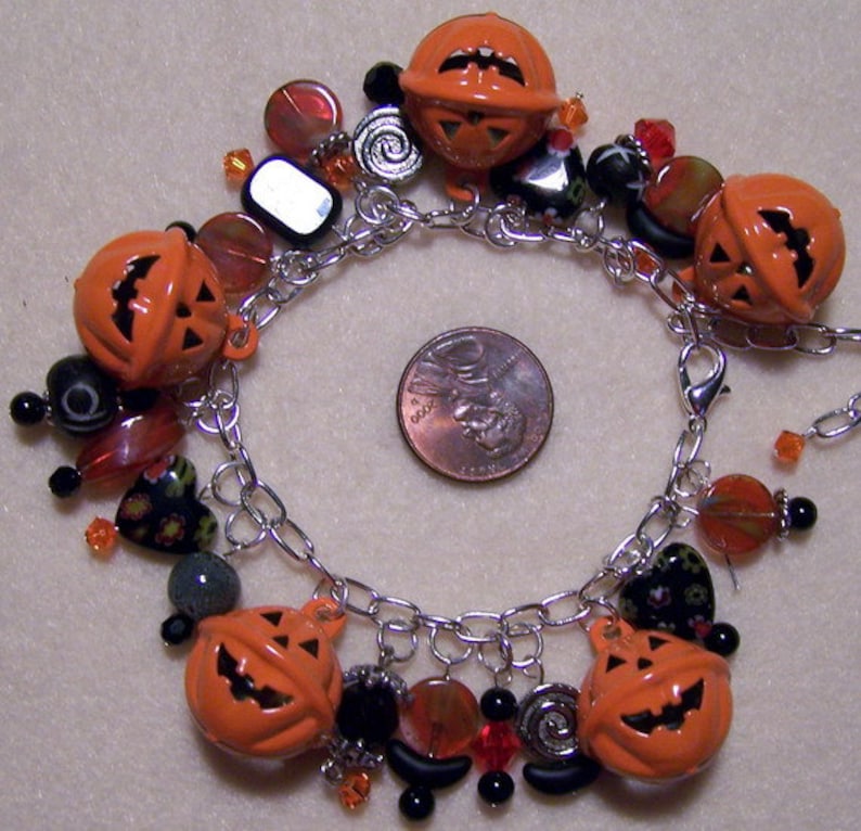 Halloween Pumpkin Charm Bracelet Assorted Glass Beads Etsy