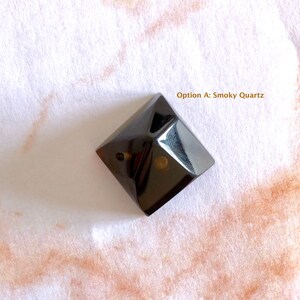 22x22mm Hematite & Smoky Quartz Pyramid Faceted Stones