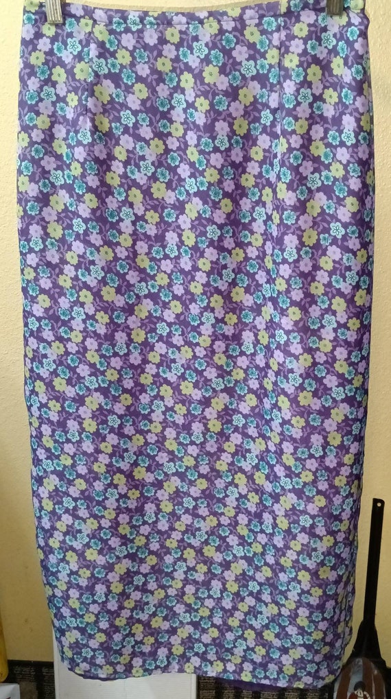 Purple Reversible Skirt Small Floral A-Line Modes… - image 3