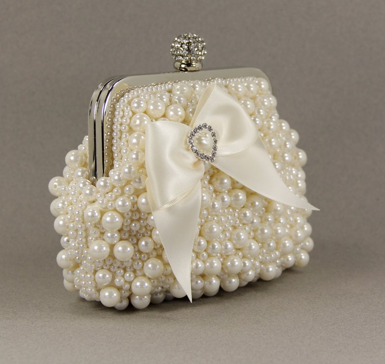 bridal pearl clutch