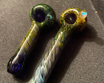 Blue American handblown tobacco Pyrex glass pipe with gold fume with opal