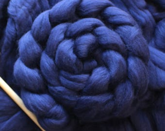 Blue Faced Leicester 'Tanzanite Blue' Wool Blend Combed Top Roving Dyed Wool Spinning Fiber Royal Navy Dark Blue