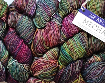 866  'Arco Iris' Mecha Malabrigo Bulky Weight Superfine Superwash Merino Wool Yarn Green Burgundy